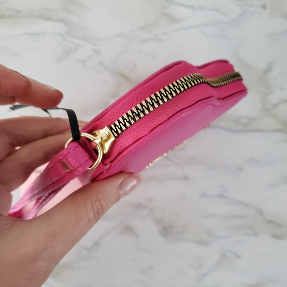 New Juicy Couture Heart Wristlet 💝 - Picture 9 of 12